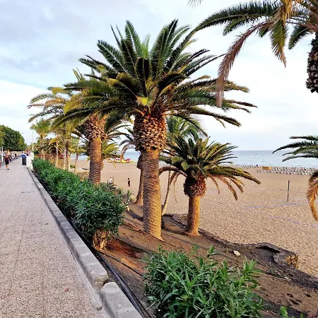 Azul Vista Mar With Pool Puerto del Carmen (Lanzarote)